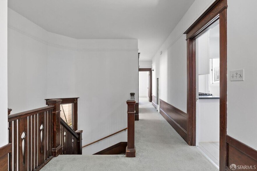 Building Photo - 1344 20th Ave