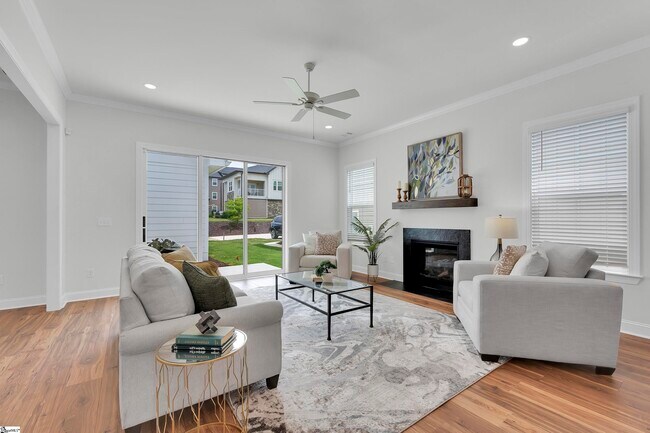 Building Photo - 505 Lumpkin St