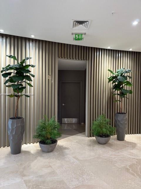 Building Photo - 10275 Collins Ave