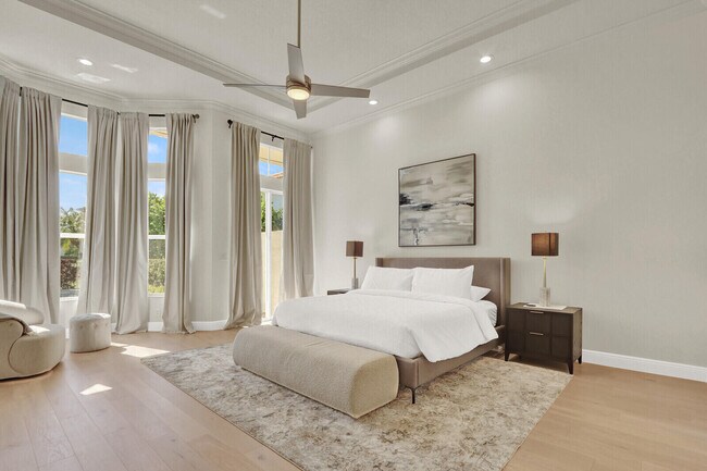 Building Photo - 528 Les Jardin Dr