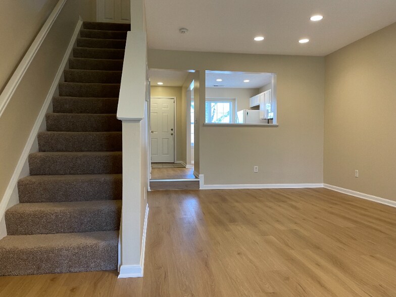 Building Photo - 4150 Spanish Bay Dr