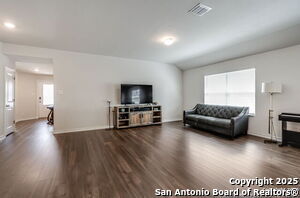 Building Photo - 9811 Kalm Brome