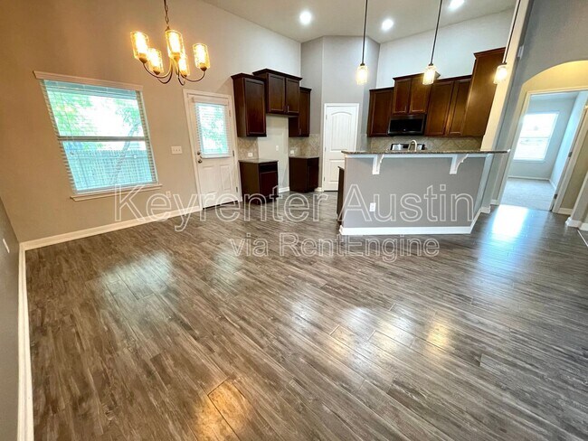 Building Photo - 347 Noddy Rd