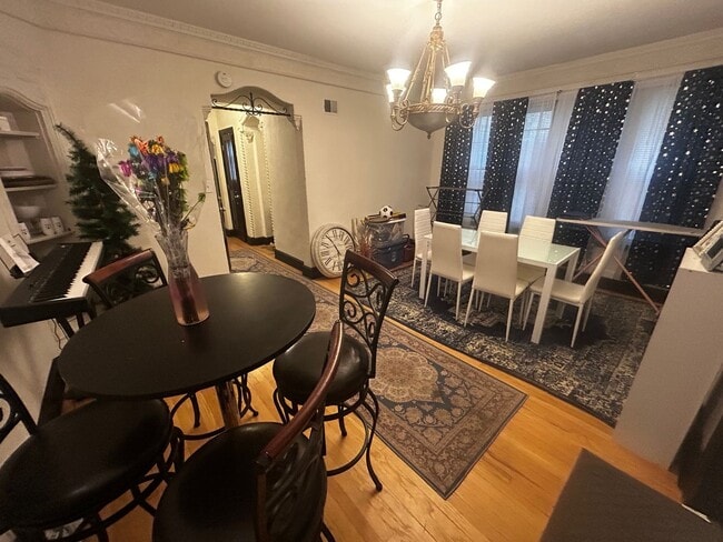 Interior Photo - 2550 Lake