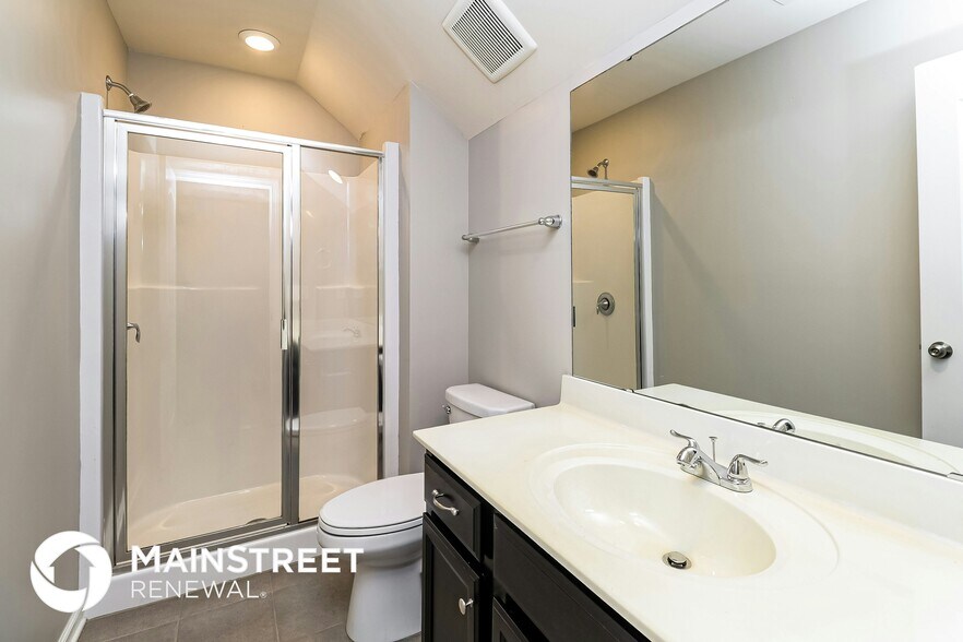Building Photo - 2517 Wellshire Ct
