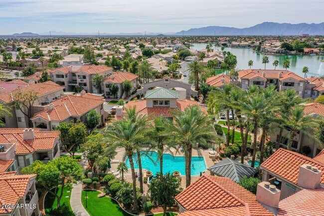 Building Photo - 3830 E Lakewood Pkwy E