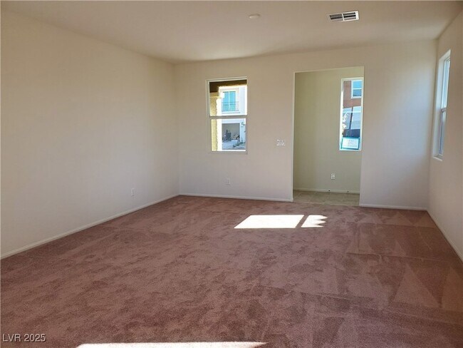 Building Photo - 2713 Holmes Creek Ct