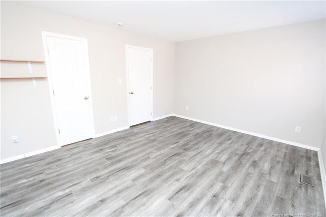 Building Photo - 4901 Coral Ridge Ct