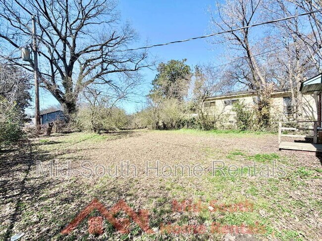 Building Photo - 1417 Rayner St