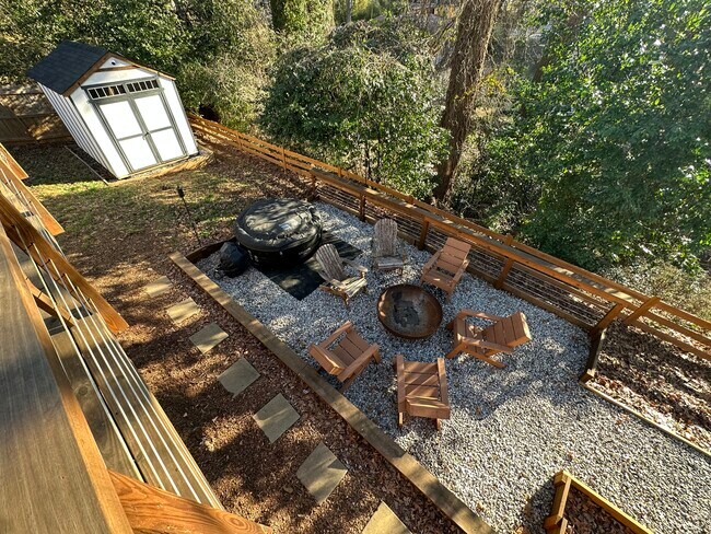 Fire pit area / shed - 1209 Hillwood Ct SE