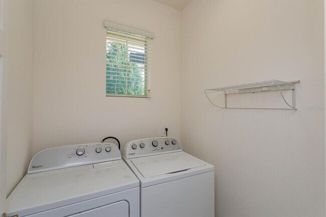 Building Photo - 2736 Giralda Ct