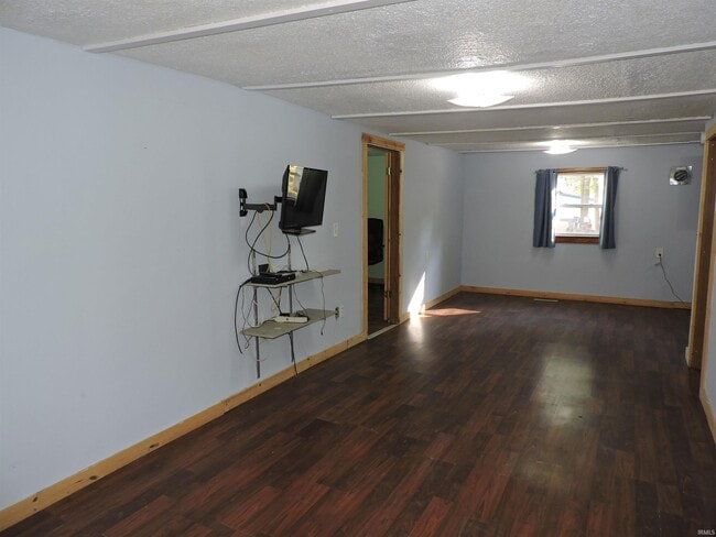 Building Photo - 408 W Hilltop Ln