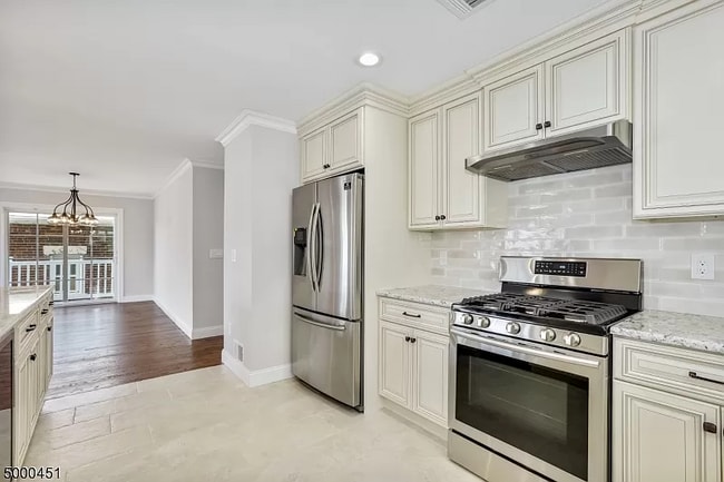 Building Photo - 26 Irving Pl