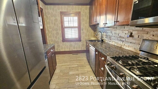 Building Photo - 2823 Portland Ave