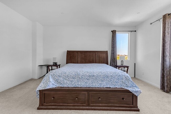 Building Photo - Spacious 5-Bedroom Home in Spencer’s Crossing – Murrieta - 6 Month - 1 Year or Lease To Own!