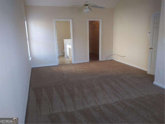 Building Photo - 2809 Driftwood Ct