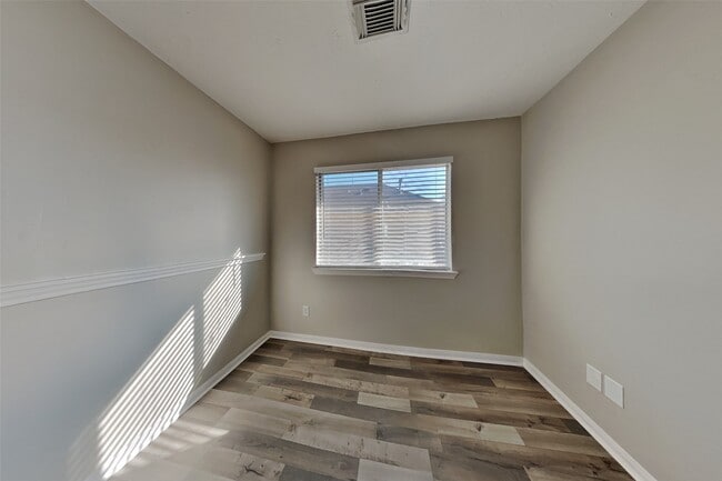 Building Photo - 4631 Daisy Meadow Dr