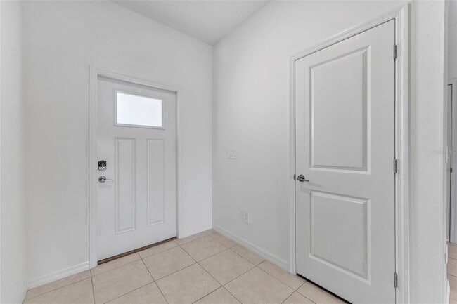 Building Photo - 8309 Cor Pne Wy