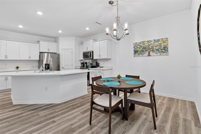 Building Photo - 4027 Westwood Flds Lp