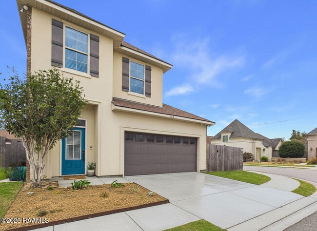 Building Photo - 100 Lacebark Dr