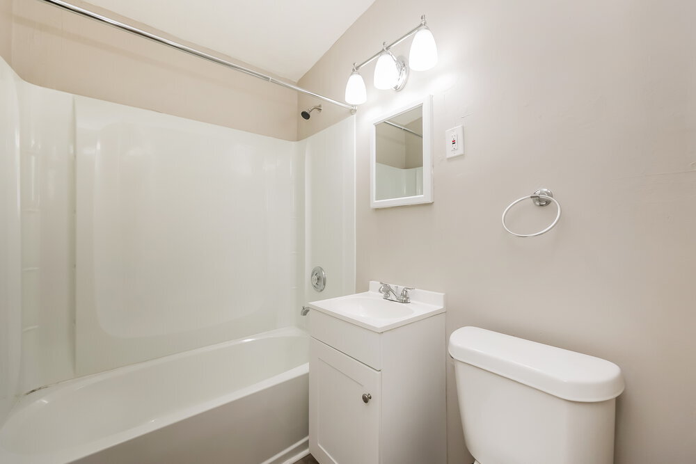 Building Photo - 1412 Brookhill Dr