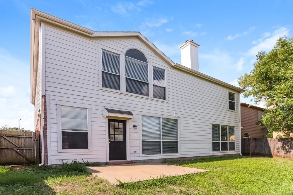Building Photo - 3404 Roddy Dr