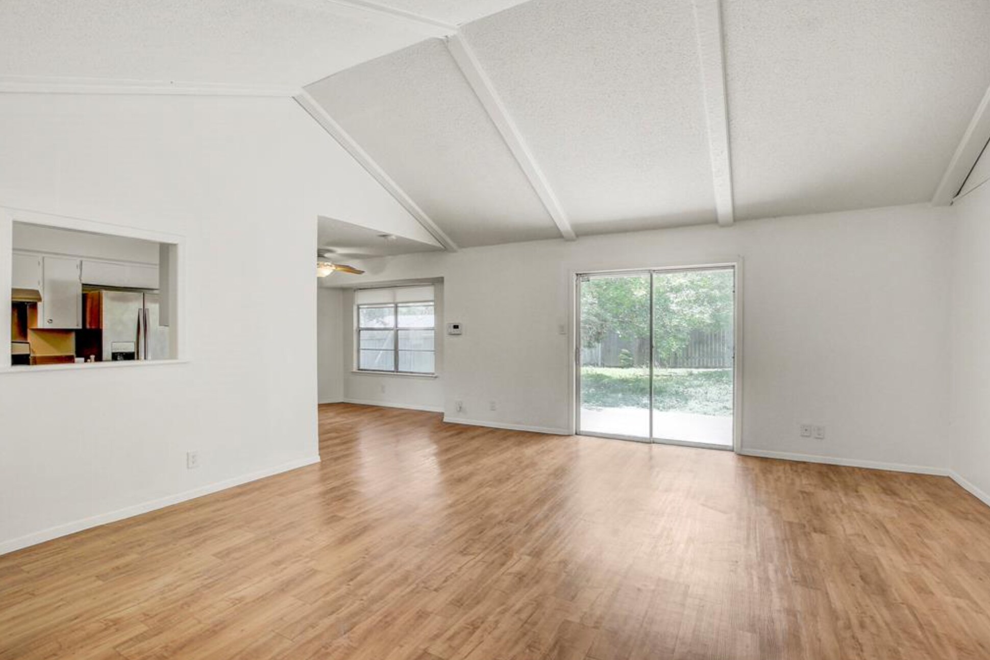 Building Photo - 705 Huntingdon Pl