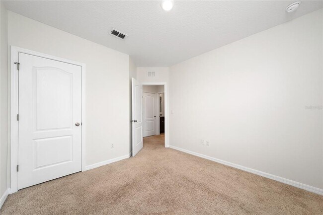 Building Photo - 9052 Wildflower Ln