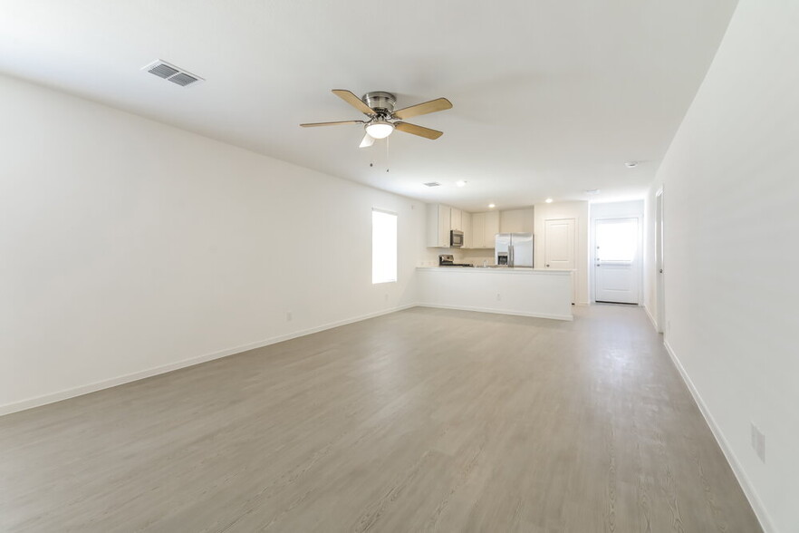 Building Photo - 1222 Canyon Wren Dr