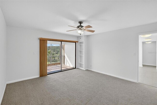 Building Photo - 13618 Greenfield Dr