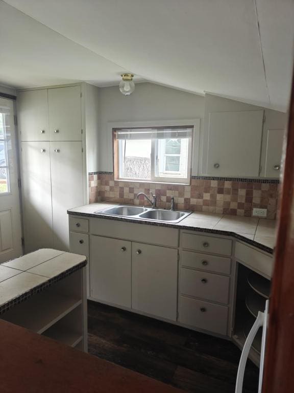 Building Photo - 35368 Devonshire Ct