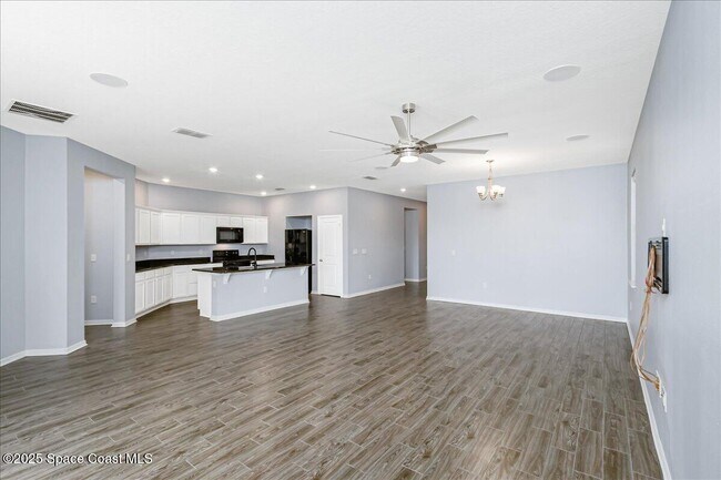 Building Photo - 1505 Potenza Dr