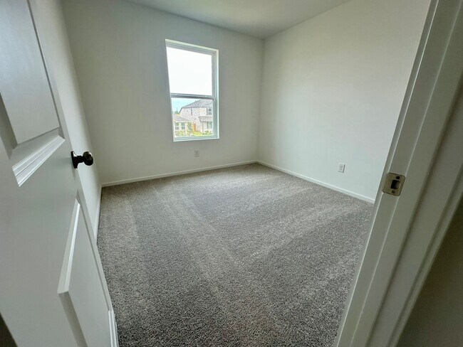 Building Photo - 3016 Wild Dunes Dr