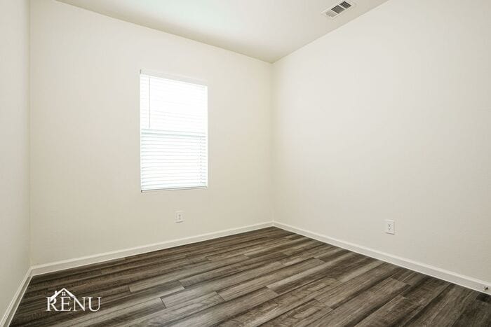 Building Photo - 1604 Ancer Wy