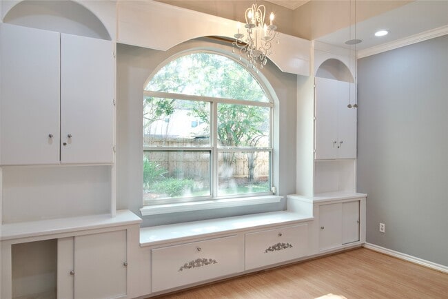 Building Photo - 6506 Taimer Ct