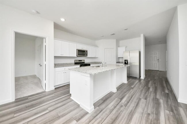 Building Photo - 10307 Malta Trce Dr