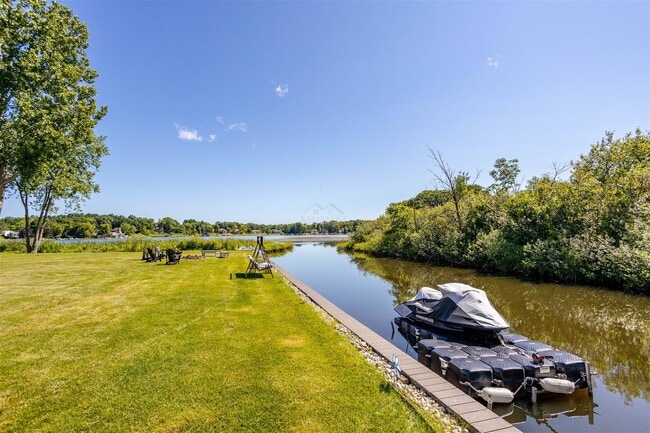 Building Photo - 3071 Park Drive, Brighton, MI 48114 - 4 BR...