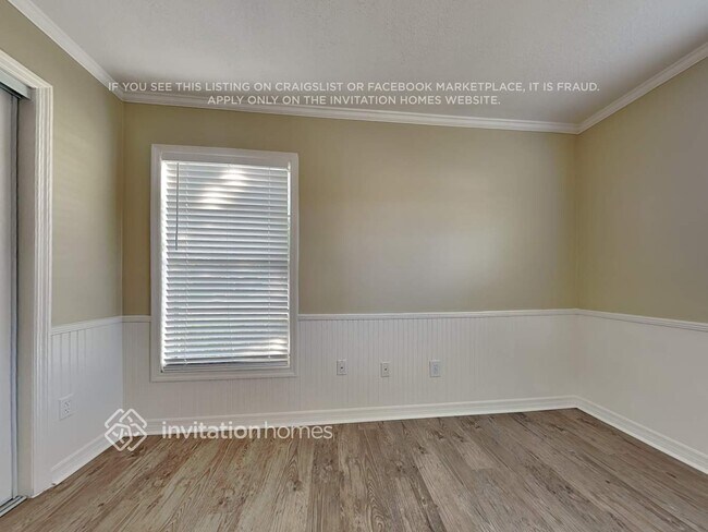 Building Photo - 1411 Prince Philip Dr