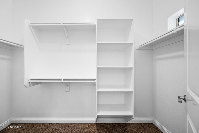 Building Photo - 4608 W Maryland Ave