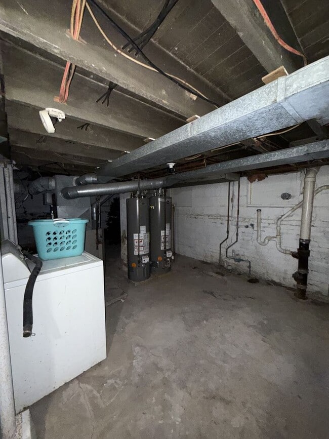 Building Photo - 1409-1409 1/2 18th Ave