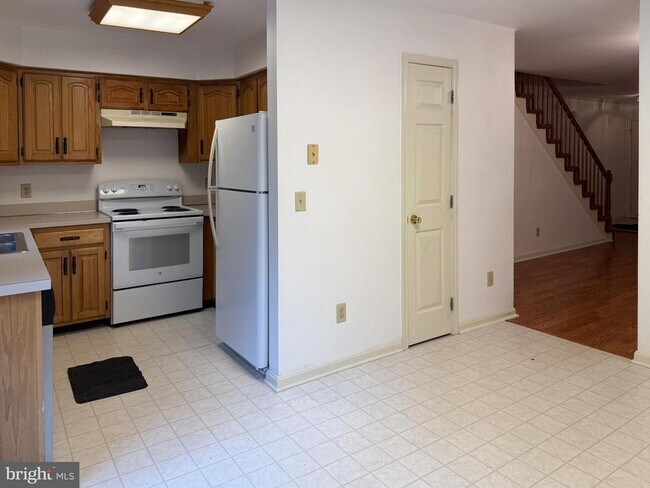 Building Photo - 4732 Weatherhill Dr