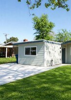 Building Photo - 5650 San Vincente Way