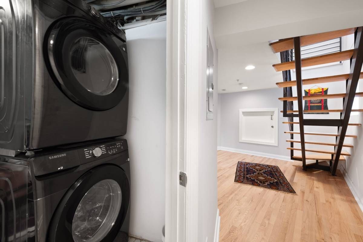 Building Photo - 150 Rhode Island Ave NW