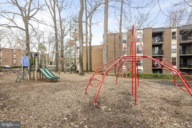 Building Photo - 3354 Woodburn Rd