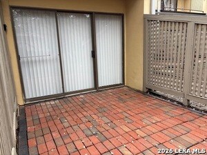 Building Photo - 8642 Fredericksburg Rd