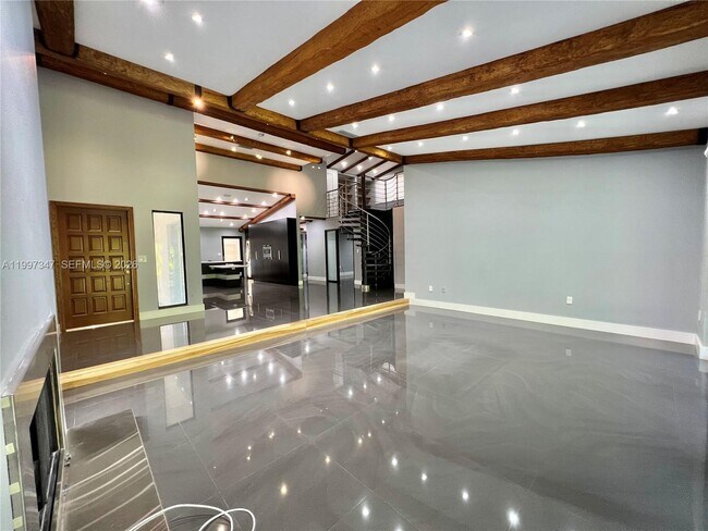 Building Photo - 9331 NW 48th Doral Terrace