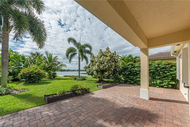 Building Photo - 5952 Spanish River Rd