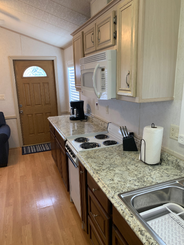 Building Photo - 2580 NE Indian River Dr