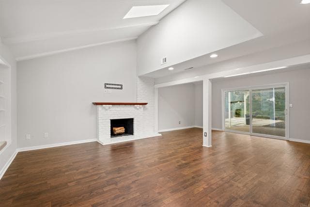 Building Photo - 5683 Red River Dr