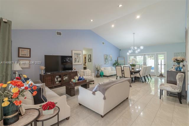 Building Photo - 8240 NW 154th Ter